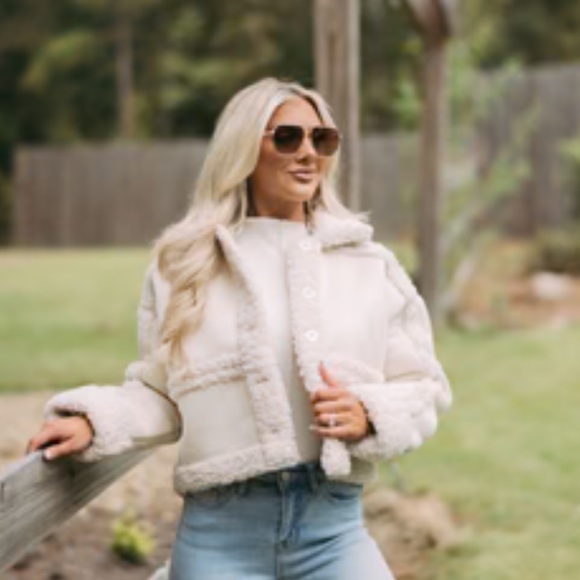 ShopTheseThree Cream Sherpa Jacket - Picture 7 of 7